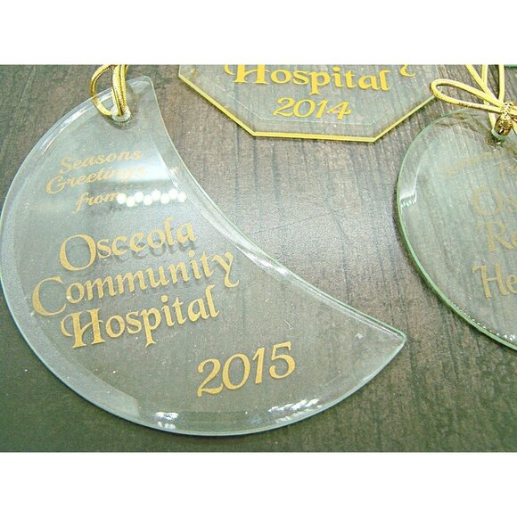 Osceola Community Hospital Mixed Clear Glass Dated Christmas Holiday Ornaments - Picture 5 of 11